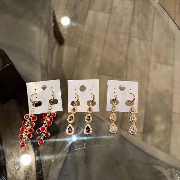 Earring bundle 💎 - Picture 2 of 2